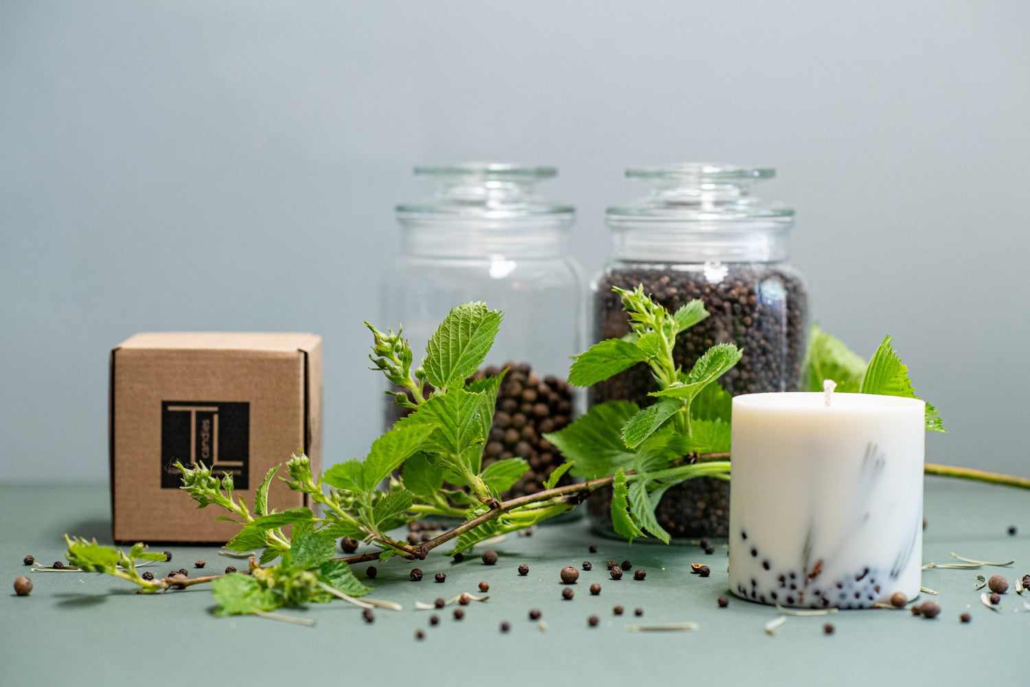 Hand-made Soy Wax Candle with Juniper Scent