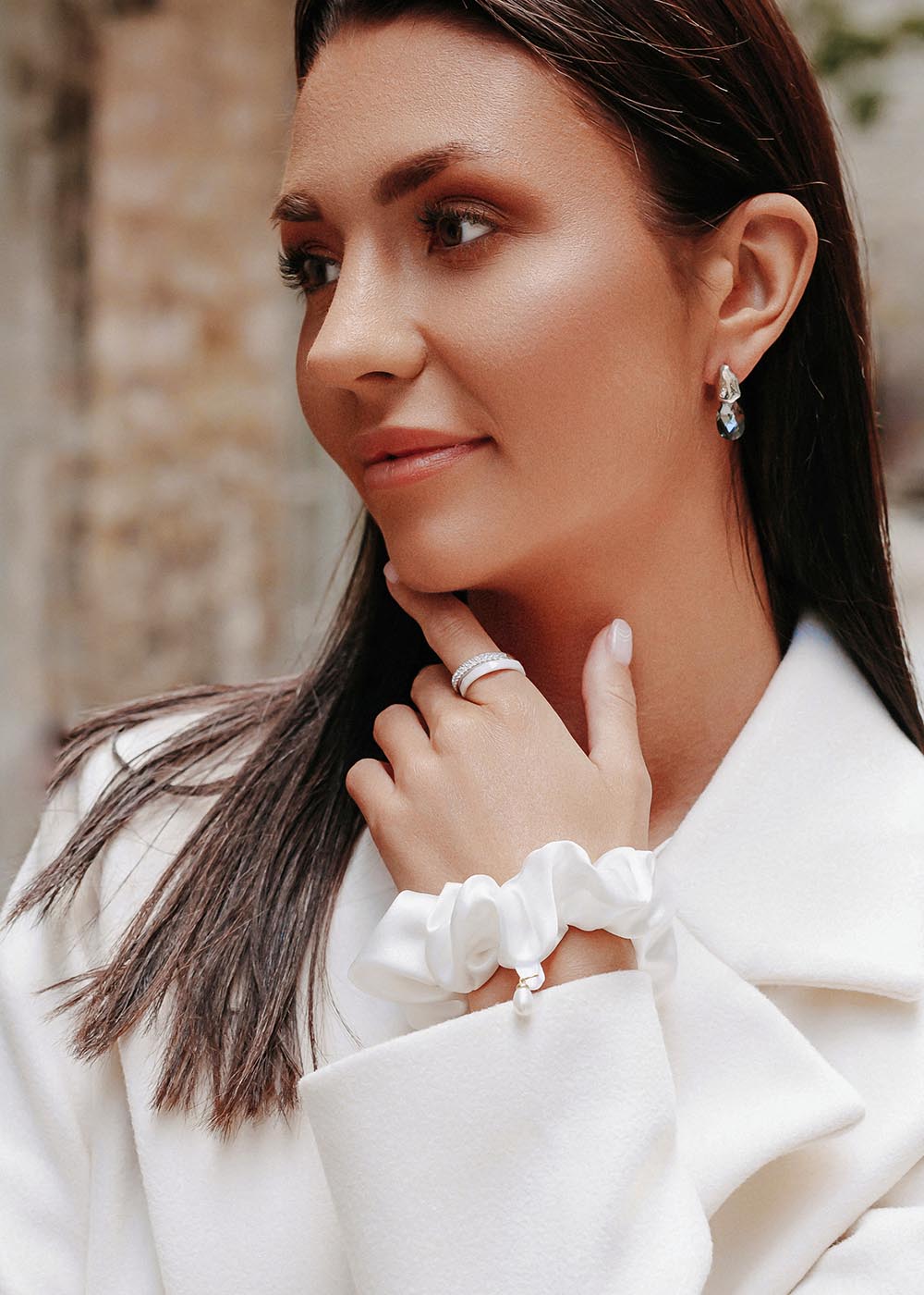 Mulberry Silk Scrunchie - Pearl