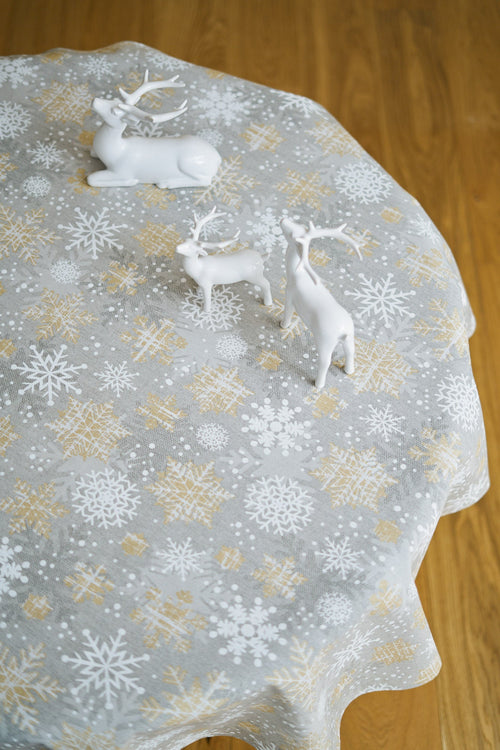 Christmas Motive Snowflakes Round Tablecloth