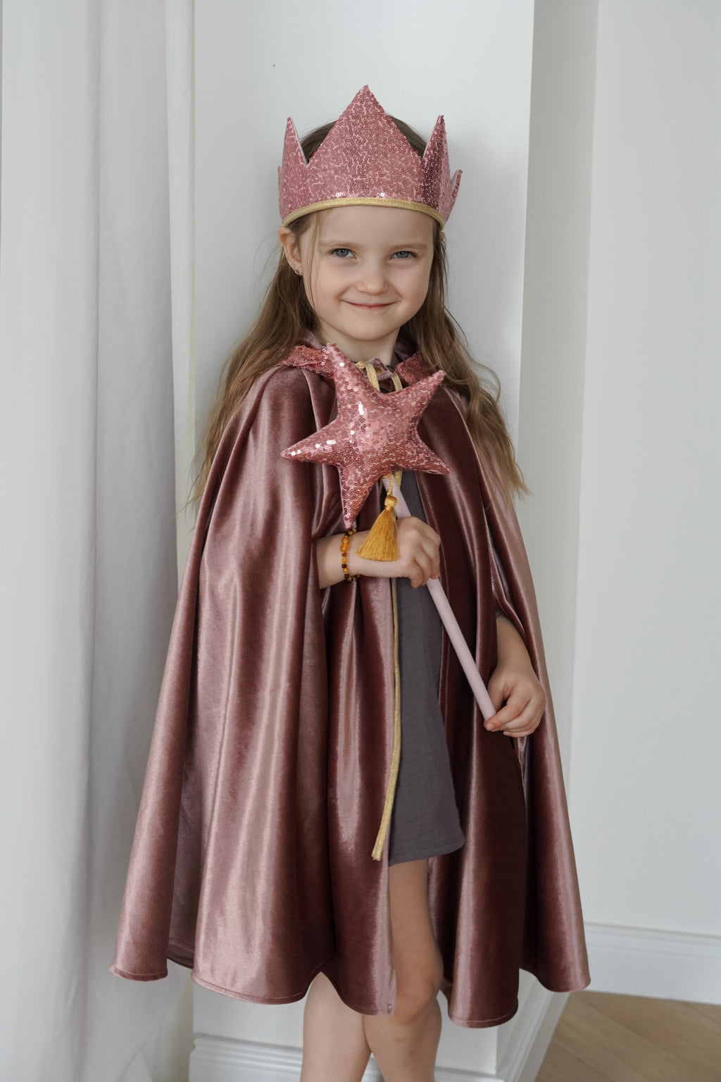 Magic Cape Costume - Cosmic Pearl