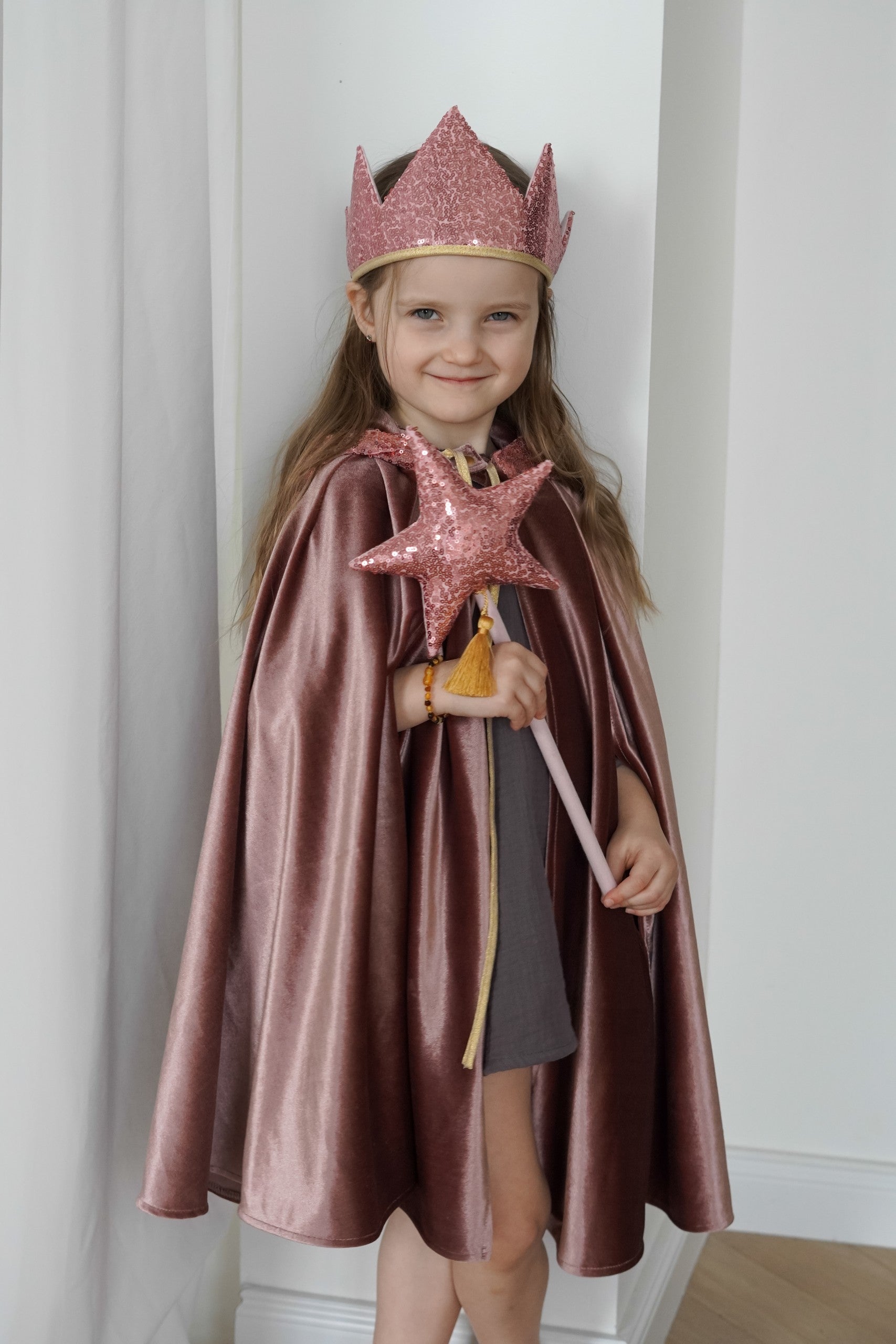 Magic Cape Costume - Cosmic Pearl