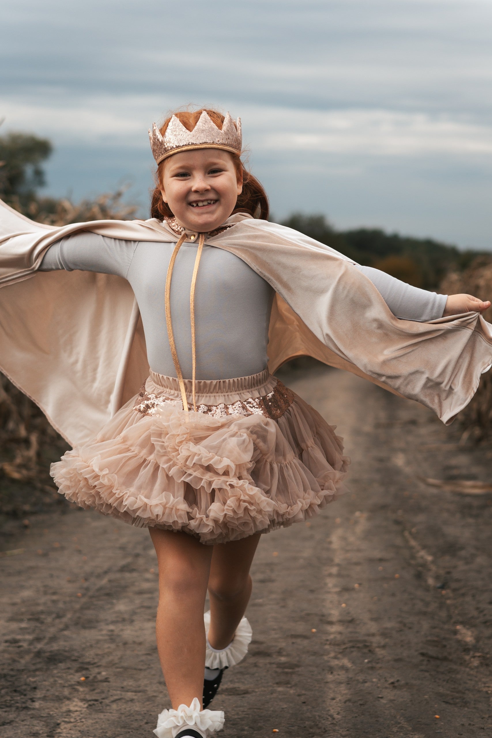 Magic Cape Costume - Cream Pearl