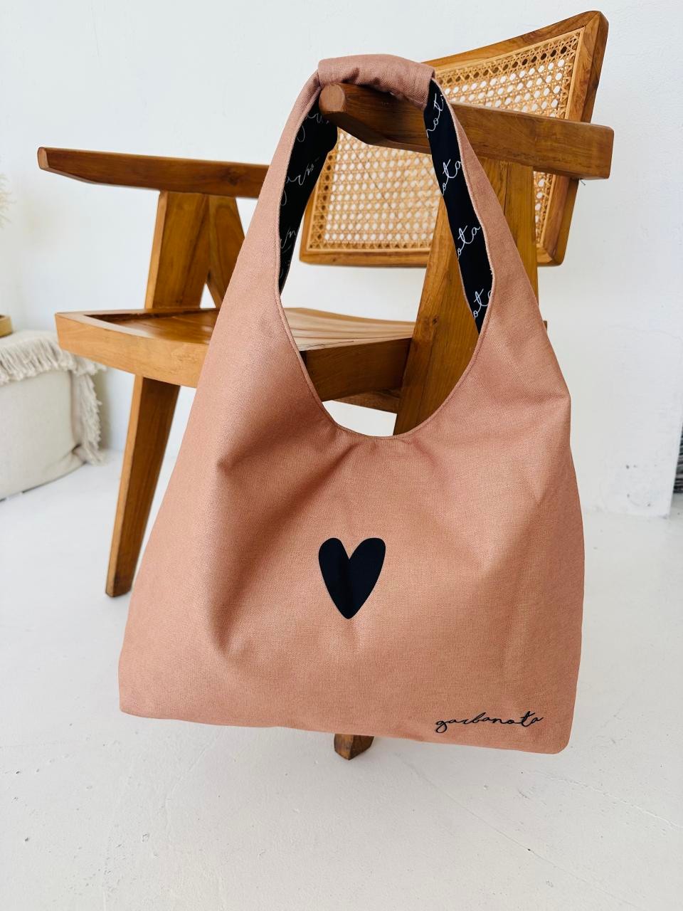 Moon Bag Heart - Cream