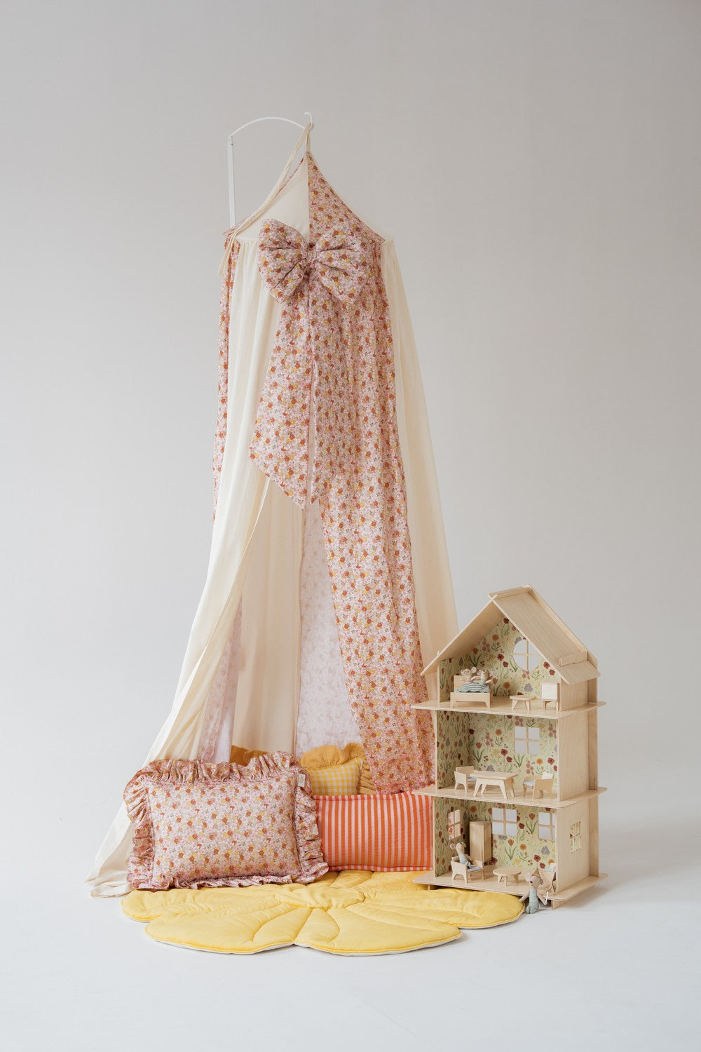 Cotton Canopy - Spring Garden
