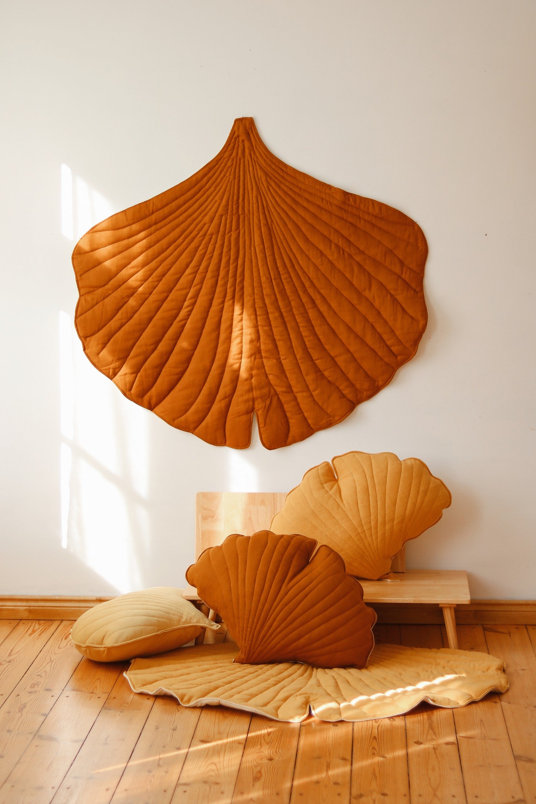 Organic Cotton and Linen Ginkgo Leaf Playmat - Caramel