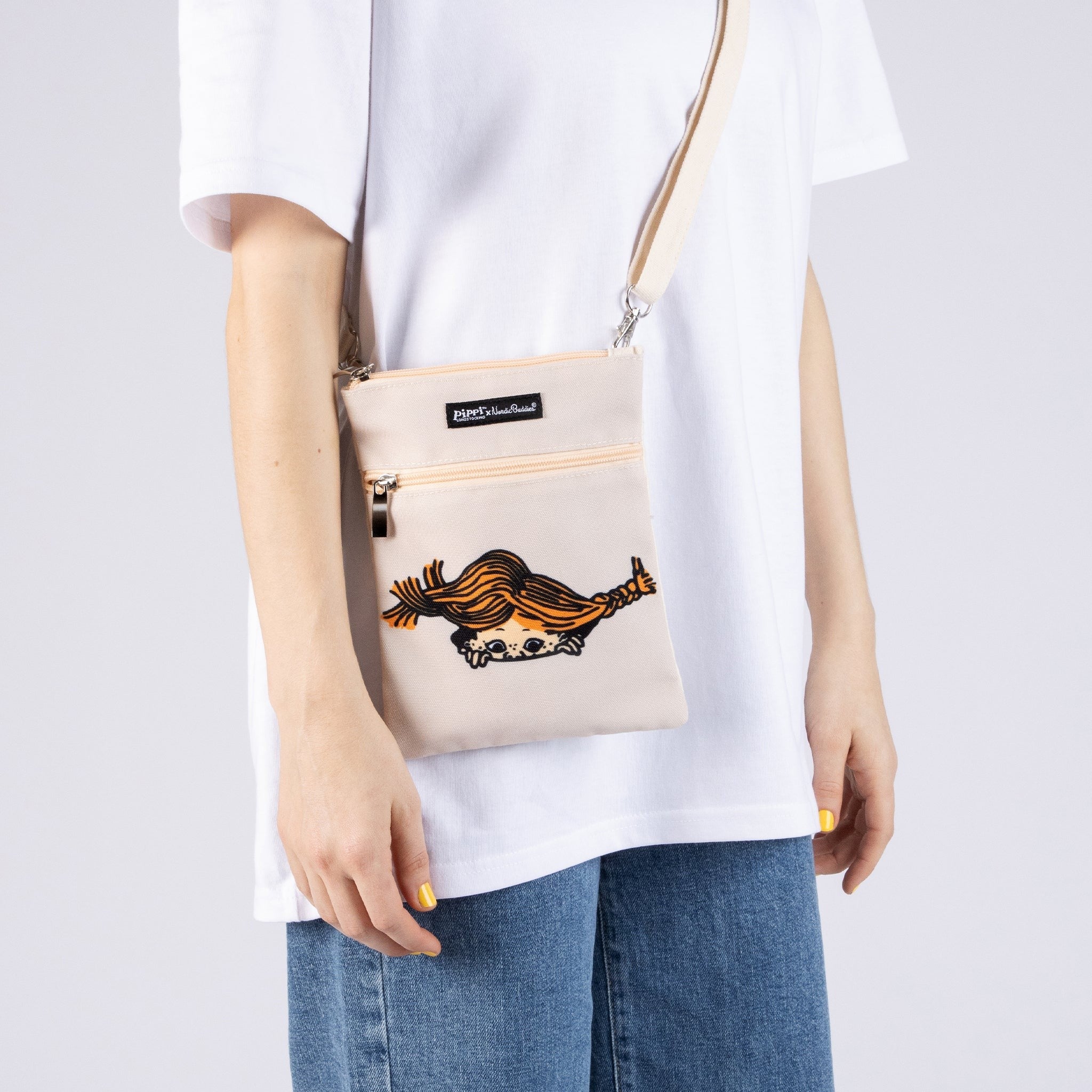Pippi Passport Bag - Beige