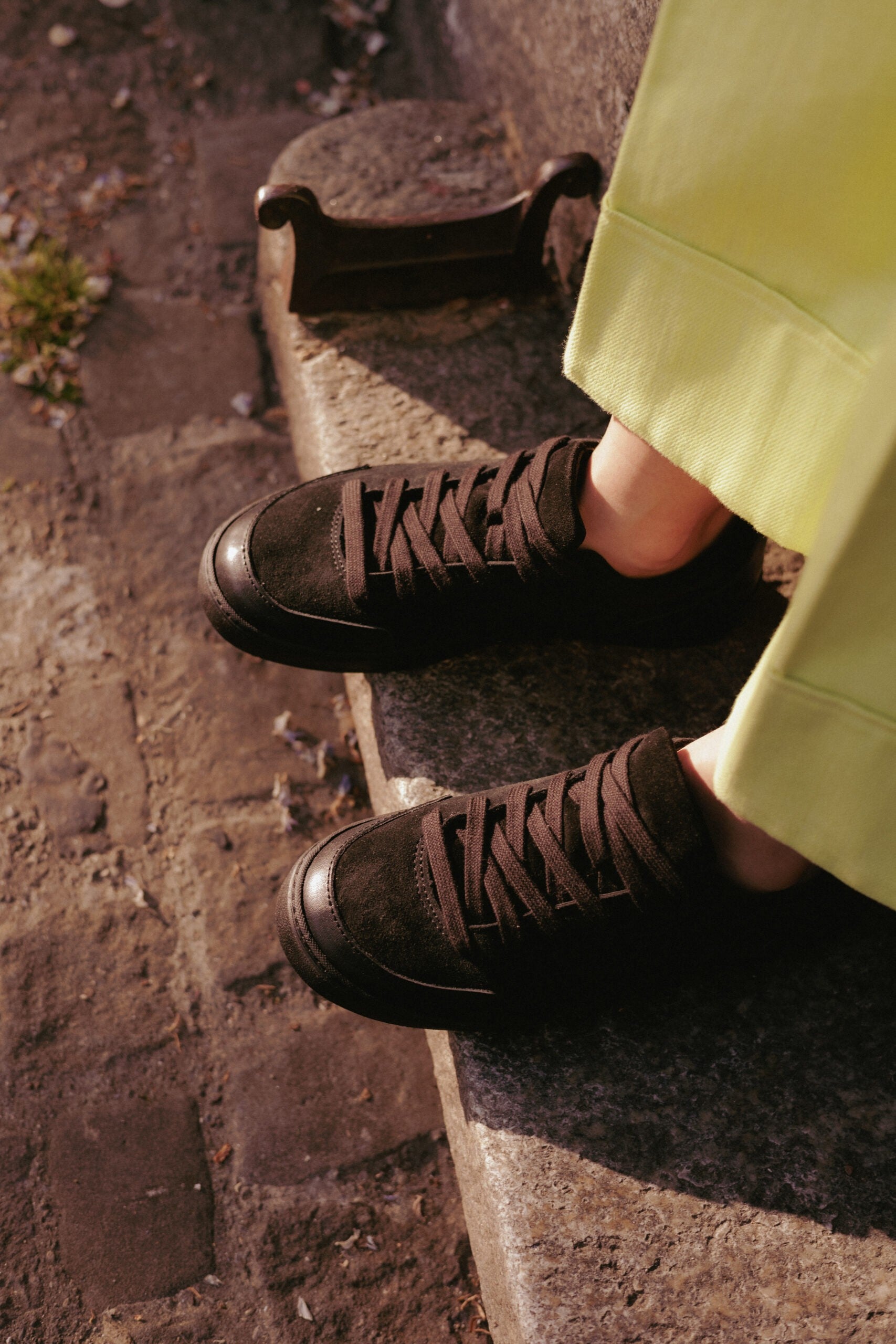 TOKU Portland Sneakers - Black